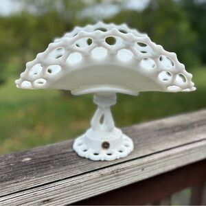 Vintage Westoreland Milk Glass Doric Lace Lattice Pedestal Dish Original Sticker
